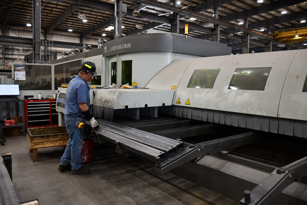 How To Choose Between Plasma Cutting, Laser Cutting, And Shear Cutting tube laser